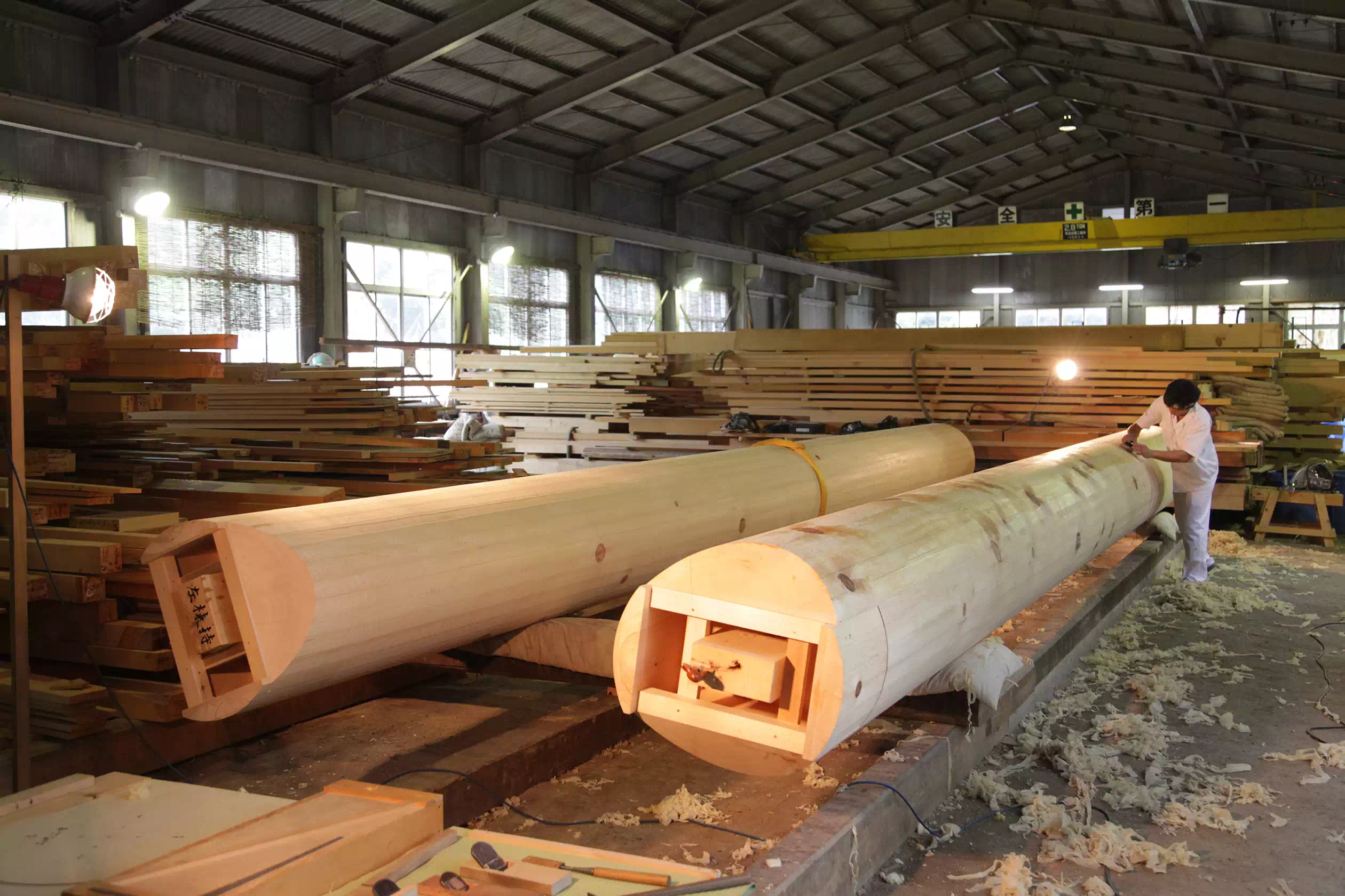 社殿建築の様子