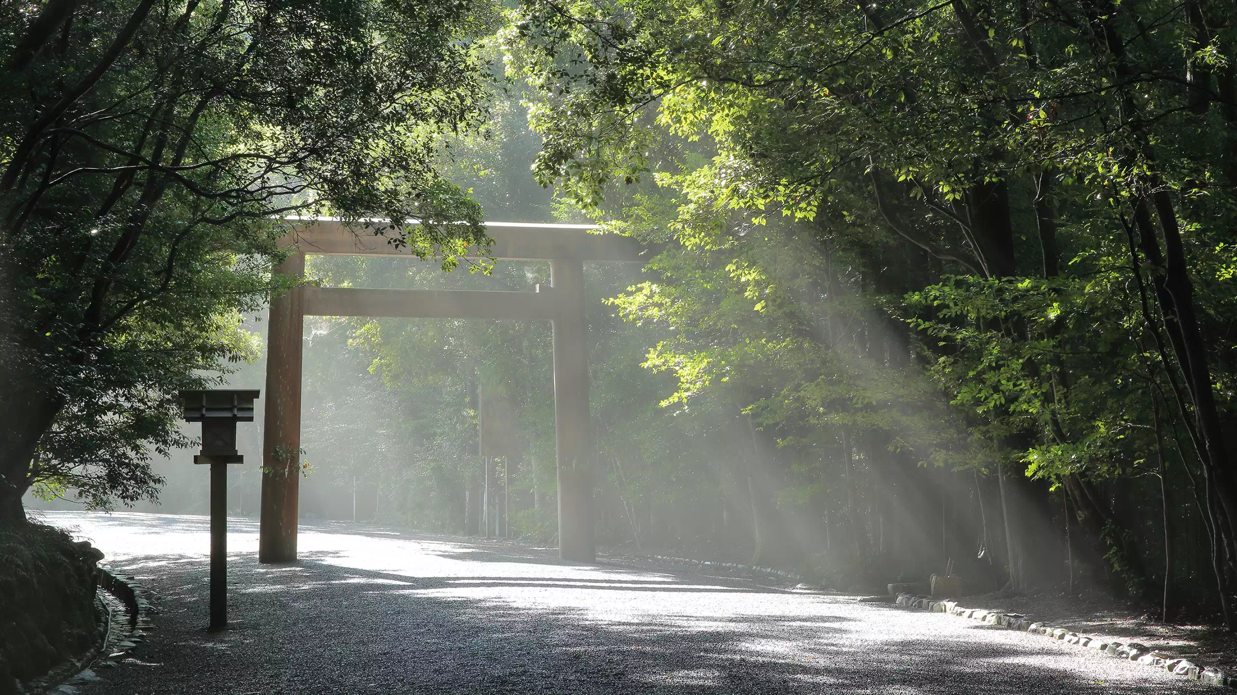 皇大神宮（こうたいじんぐう）　参道