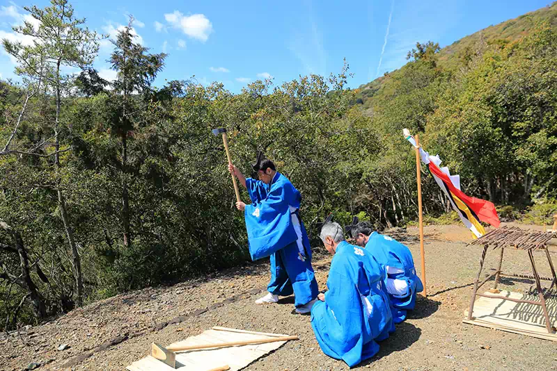 大麻用材伐始祭
