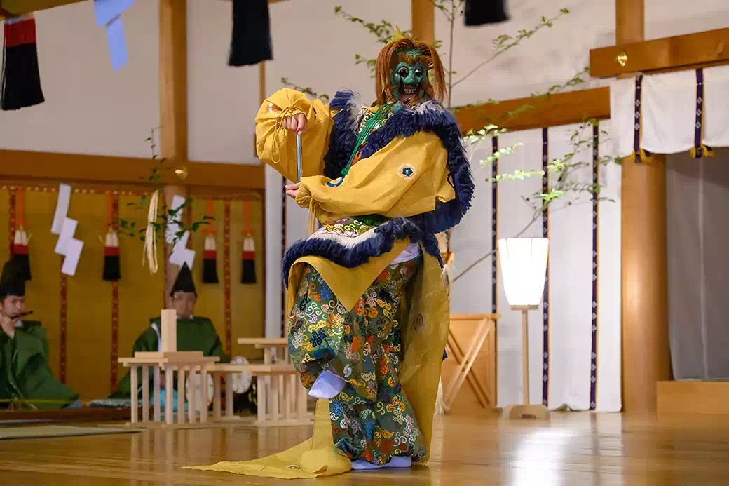 納曽利（右舞）